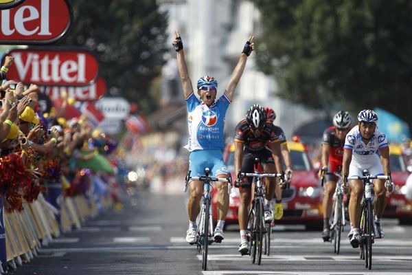 　ツール・ド・フランスは7月20日、ピレネー山脈でのバニェールドリュション～ポー間199.5kmで第16ステージが行われ、ピエリック・フェドリゴ（31＝フランス、ＢＢｏｘブイグテレコム）が優勝。大会通算3勝目。ランス・アームストロング（38＝米国、ラジオシャック）も
