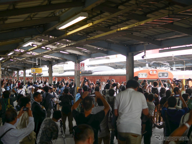 最終日の京橋駅。