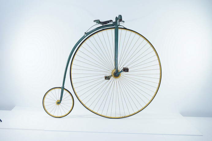自転車の誕生から弱虫ペダルまで展示する「自転車の世紀」開催