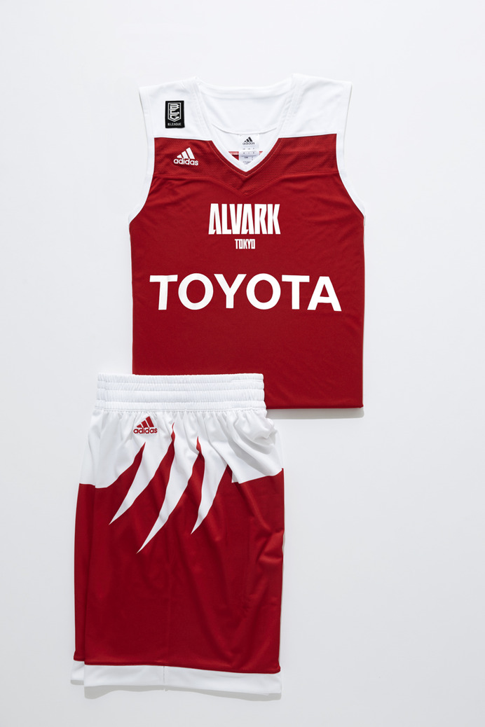 アルバルク東京のユニフォームを投票で選ぶ「ALVARK TOKYO 3RD JERSEY 2017/2018」開催