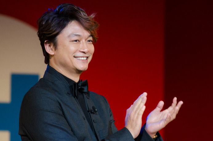 HEROs AWARD 2017に登壇した香取慎吾さん