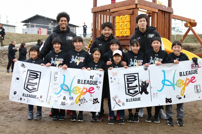 Bリーグオールスター出場選手、おのののかと共に復興支援活動を実施