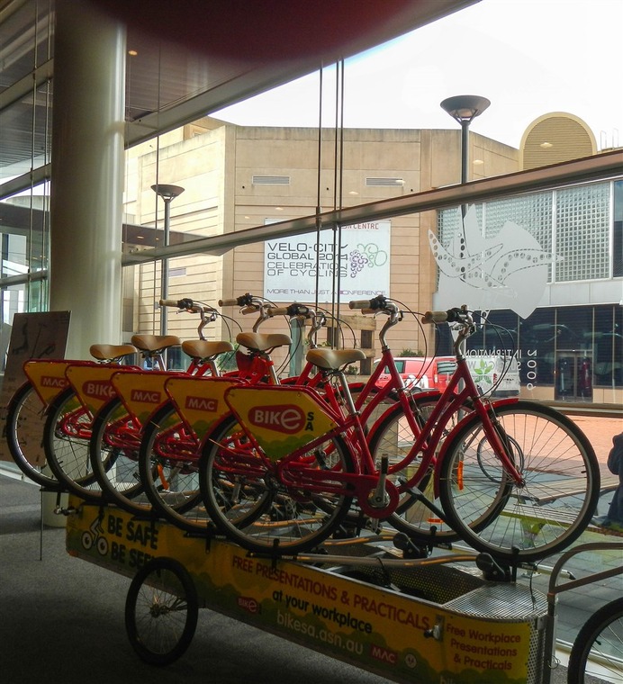 自転車のある風景