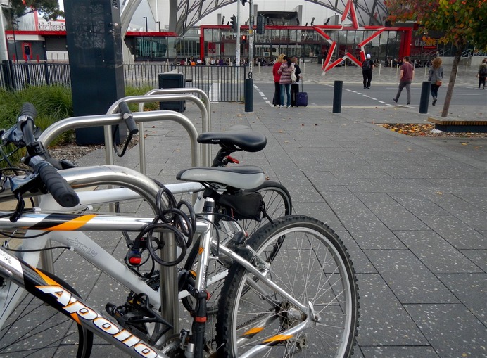 自転車のある風景