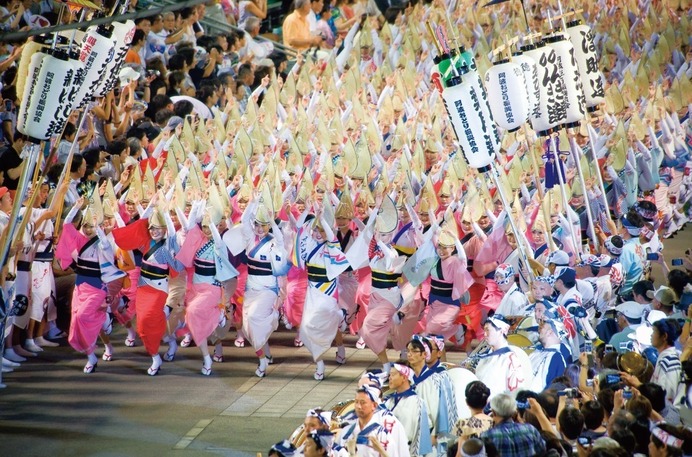 阿波おどりとキャンプを楽しめる「AWAODORI CAMP」予約開始