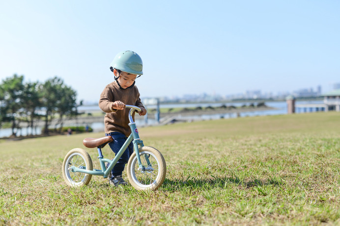 トーキョーバイク、オリジナルキックバイク「tokyobike paddle」発売