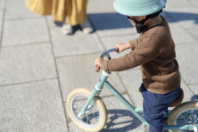 トーキョーバイク、オリジナルキックバイク「tokyobike paddle」発売