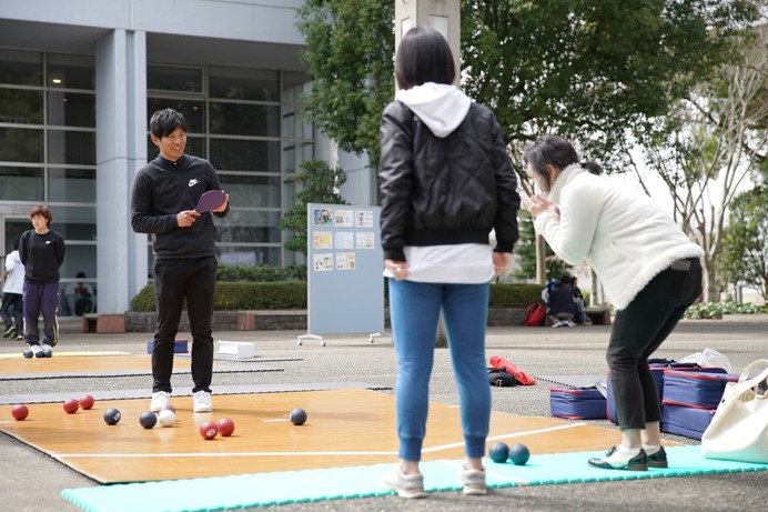 サッカー森保一監督も来場！パラスポーツ体験会とフットサルクリニック開催…順天堂大学