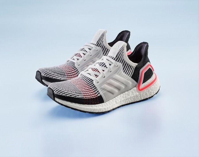 アディダス、従来のUltraboostを再構成した「ULTRABOOST 19」発売