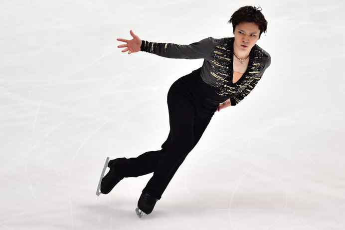 卓球を練習する宇野昌磨が本気モード？感じられる兄弟仲の良さ