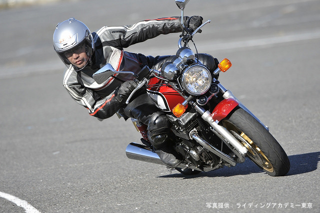今日は「バイク（8/19）の日」…ケニー佐川のバイクライディングテクニック配信