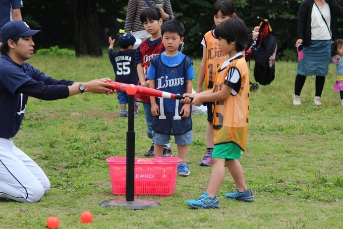 西武OB選手がレクチャー！親子キャッチボールイベント「PRAY-BALL！埼玉」6月開催