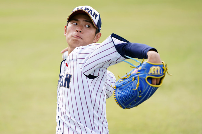 オリックス・山岡泰輔「シーズン中にはなかなかない」他球団選手との食事会