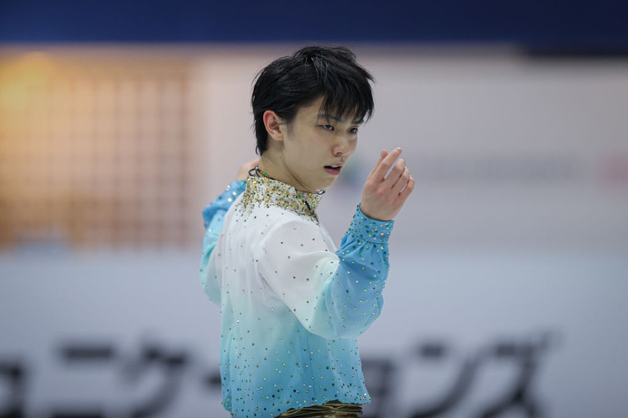 羽生結弦の『バラード第1番』　憧れのジョニー・ウィアーも激賞「結弦はキングだ」