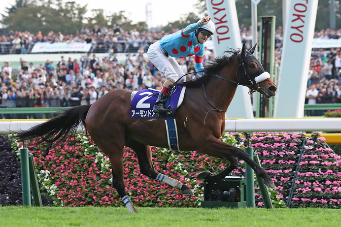 【競馬】アーモンドアイGI9勝や無敗の三冠馬誕生など　2020年の中央競馬を振り返る