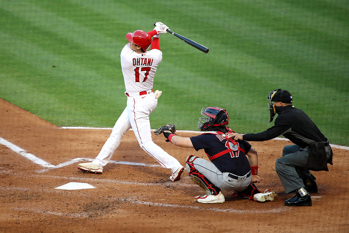 【MLB】「明日は先発として投げるんだが…」大谷翔平、登板前日の3戦連発弾に現地放送局も“お手上げ”