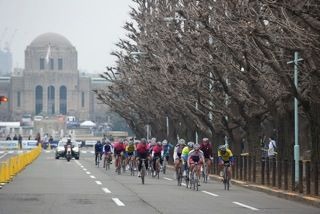 　日本学生自転車競技連盟の主催する第6回明治神宮外苑大学クリテリウムが2月19日に開催される。東京都の明治記念館前をスタート/ゴールとし、国立競技場や神宮球場、秩父宮ラグビー場などの学生スポーツの中心地を横目に走る明治神宮外苑周回コース（1周1.5km）。全8カ