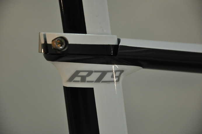 アンカー「RT9」