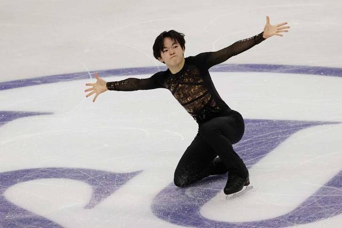 【フィギュア】鍵山優真が失意のSP7位から大逆転優勝　ネイサン・チェン、羽生結弦らに続くフリー歴代4位の高得点