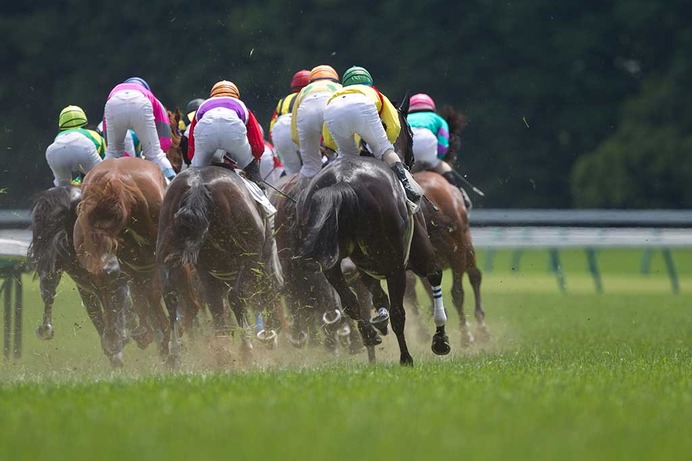 【オークス／馬場情報】東京芝は「稍重」スタート　完全に“外差し”馬場か