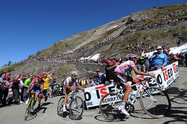 　国内外で開催される自転車レースやイベントなどの日程を掲載した「大会・イベントカレンダー」が最新版に更新されました。海外の主要大会の日程や国内の注目大会も掲載されています。
　各イベントの内容（カテゴリー）、開催日や開催地、募集期間などがひと目で分か