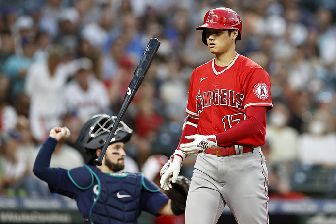 【MLB】大谷翔平、イチロー超えまたもお預け　“幻のホームラン”に現地記者同情「オオタニにとって不運」　