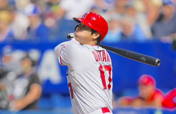 【MLB】大谷翔平、登板翌日の逆方向弾にマイク・トラウトさえ「3タテの中心、もう何も驚かない」と呆然