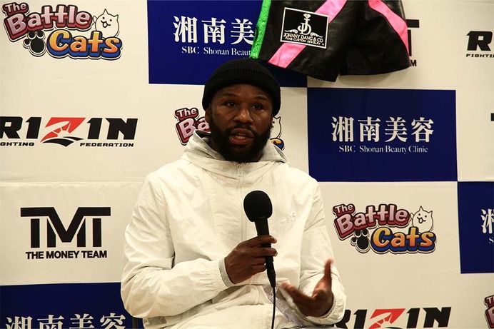 【超RIZIN】完勝メイウェザーが評価した朝倉未来の“覚悟”　付き人ジジには「見る目は変わらない、愛してる」