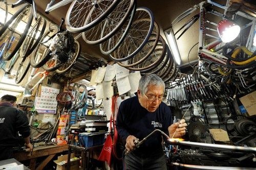 　クロモリ＜鉄＞自転車の祭典「鉄祭り（てつまつり）」が9月1日に埼玉県の武蔵丘陵森林公園で開催される。鉄祭りとは、エキップアサダが主催する鉄製の自転車を愛する、または憧れるサイクリストのためのエンデューロイベント。