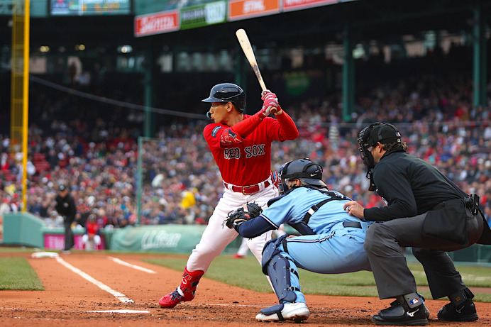 【MLB】吉田正尚、先制第6号122メートル弾に猛打賞で14試合連続打　実況は「これが本当の力だ」と大興奮