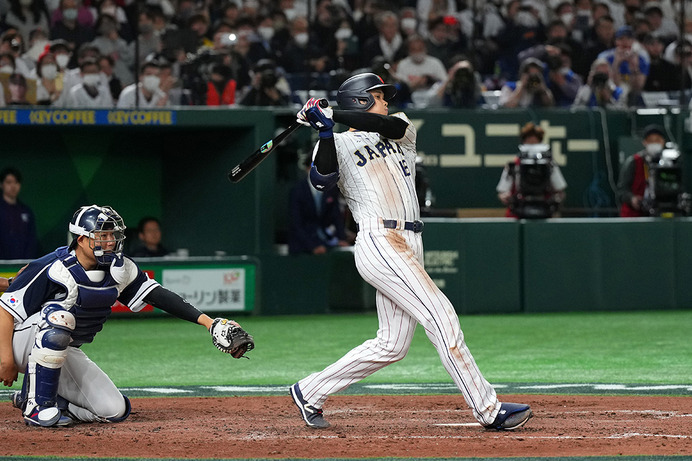 【MLB】大谷翔平のドーム天井直撃弾は「ハワイまで飛んだ」　『BLAST OFF IN THE 2016 WBC』