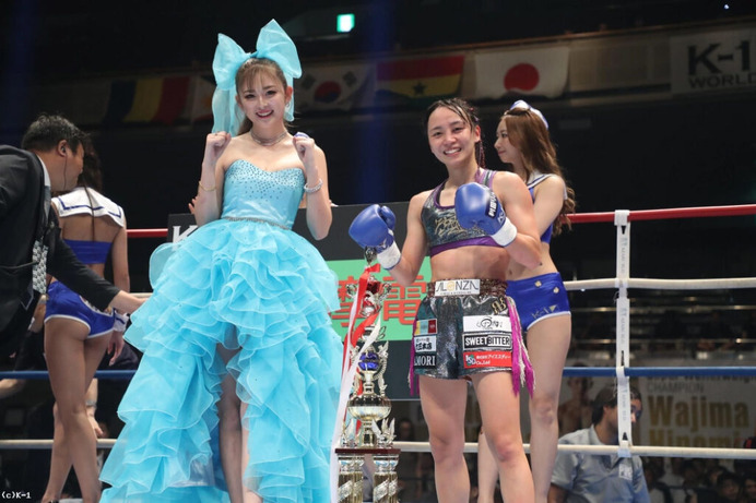 【K1】“グラビア戦士”松谷綺、前王者パヤーフォンを延長の末に制す　「最高の夏休みが始まる」