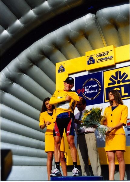 　ランス・アームストロング（41＝米国）の1999年から2005年までのツール・ド・フランス総合優勝がドーピング違反によってはく奪された。さらに自転車界から永久追放されたことを国際自転車競技連合が10月22日に表明した。