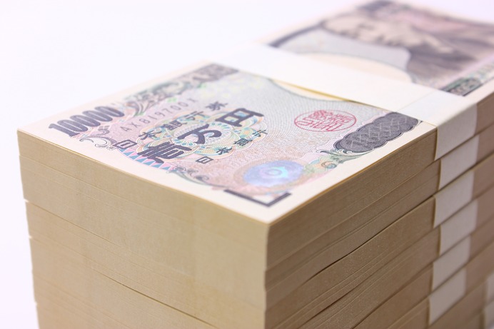 日本円札束　イメージ