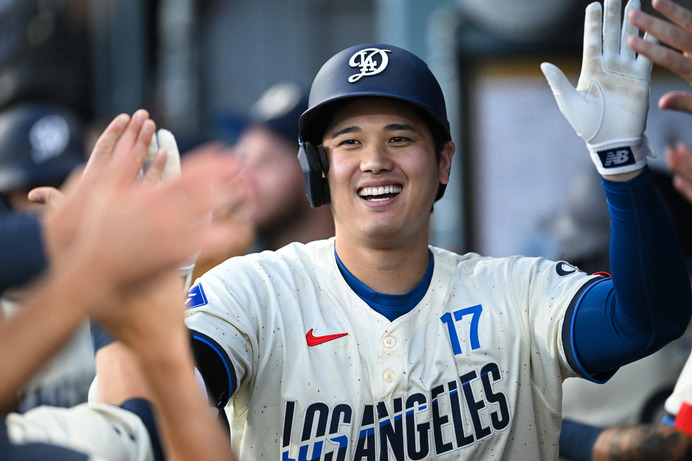 【MLB】「誰もが納得の受賞」“週間MVP”の大谷翔平、リーグ単独トップの9本塁打で月間MVPも視野