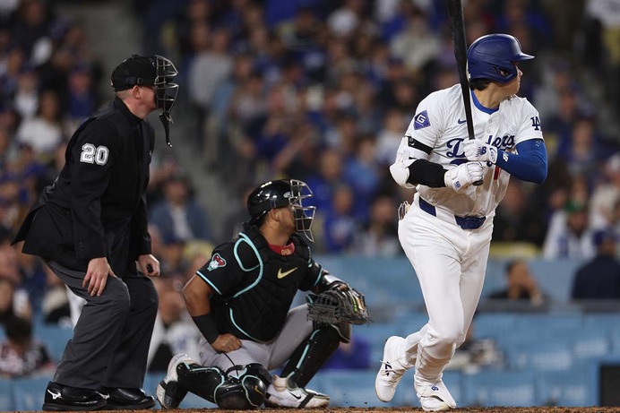 【MLB】大谷翔平、初回に中前打で逆転劇の口火　フリーマンとテオスカーの連続アーチで“電光石火”の4得点