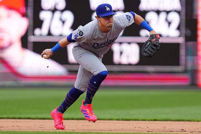 【MLB】キケが救った“起死回生”のスーパープレー、ドジャース連敗ストップ　地元メディア絶賛「じっくりと讃える必要がある」