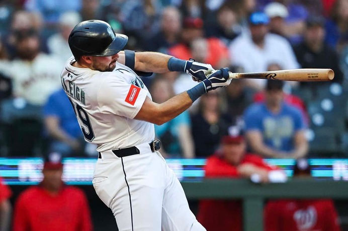 【MLB】マリナーズの“ロマン砲”ローリー、ジャッジ追い抜くALトップの18号19号連発　米記者注目の捕手史上最速ペース「開幕53試合で……」