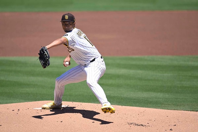 【MLB】日米通算204勝を達成したダルビッシュ有、38歳にして止まらぬ進化　「腕を思い切り下げた」新フォームでメッツ打線を翻弄