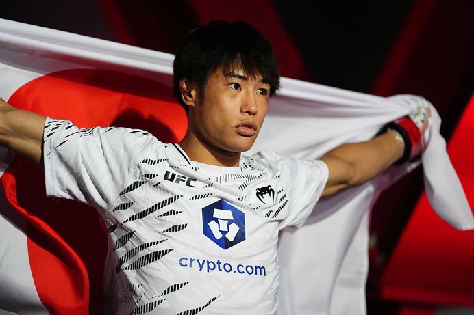 【UFC】完勝した平良達郎、バックステージで見せた“涙”が話題に……松根代表が激励「中村倫也と一緒に日本人の強さを示した」