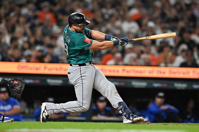 【MLB】本塁打王ローリー、殿堂入りレジェンドを超える“捕手史上2位”の46号アーチ　「OPS.696→1.028」急成長の右打席で記録更新