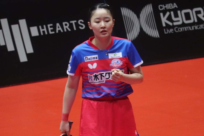 張本美和、初出場で観客魅了の17歳が1勝目に安堵の声　述べた新チームへの想いと課した“全勝ノルマ”【Tリーグ】