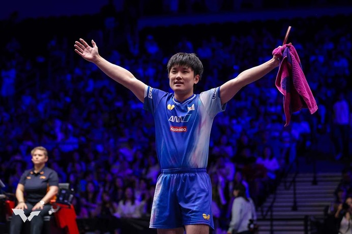 「世界1位が3連敗」張本智和、圧巻の林詩棟撃破に中国メディア驚愕　大会公式も決勝進出のエースを称賛「大きな役割」【卓球・USスマッシュ】