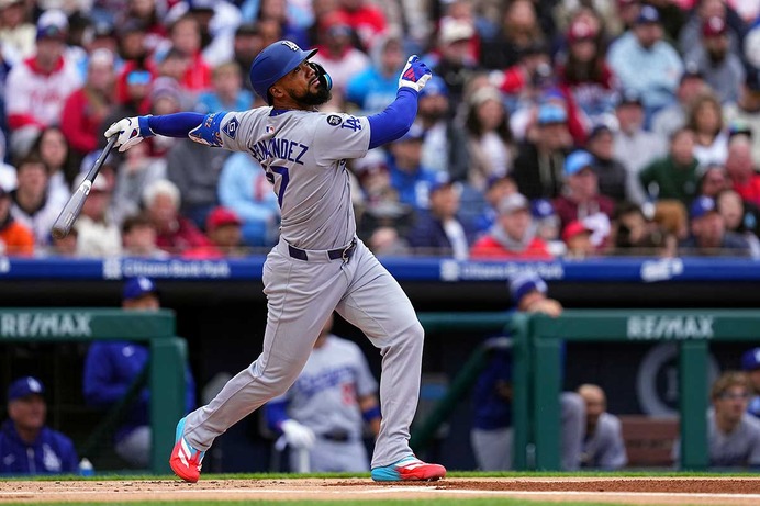 【MLB】「なぜテオスカーを残すべきなのか」ドジャース地元メディアが警鐘鳴らす、タッカー獲得で再燃のトレード話