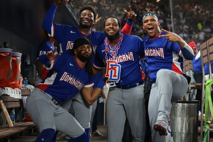【WBC2026】「エゴを持っている者がいない」主砲ゲレーロJr.が明かすドミニカ快進撃の理由……イチローの“愛弟子”フリオは「WBC優勝が最優先」