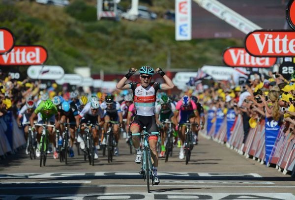 　第100回ツール・ド・フランスは6月30日にバスティア～アジャクシオ間の156kmで第2ステージが行われ、ラジオシャックレパードのヤン・バークランツ（ベルギー）が優勝。総合成績でも首位に立ちマイヨジョーヌを獲得した。