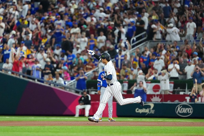 【WBC2026】大谷翔平、アクーニャJr.に被弾直後“183キロ”同点アーチ　地元メディアも大興奮「相変わらず素晴らしい」