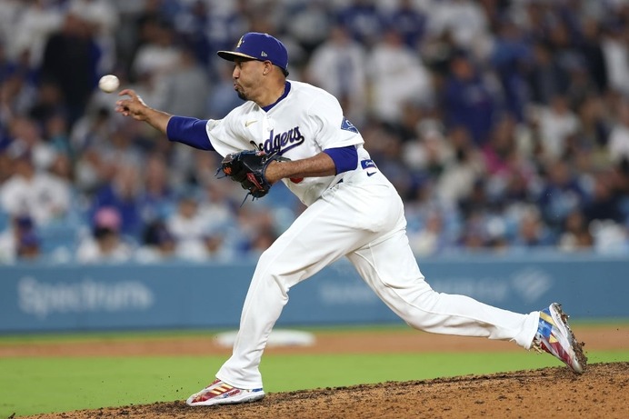 【MLB】大谷翔平が走者を進めて……新加入タッカーが決勝適時打　守護神ディアス快投で「ドジャース開幕2連勝」