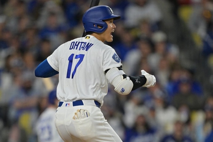 【MLB】前代未聞、打席の大谷翔平も逃げ出し「ヘイ！ヘイ！」　キンブレルが捕手のタイムに気付かず投球開始「こんなの見たことない……」