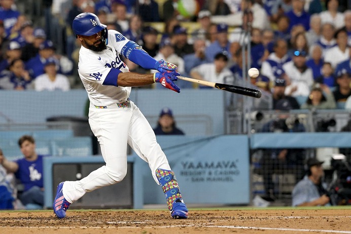 【MLB】ロバーツ采配ズバリ、DHに入ったテオスカーが適時打含む複数安打……伏兵エスピナル先制ソロ、ベッツもILから復帰後初アーチ